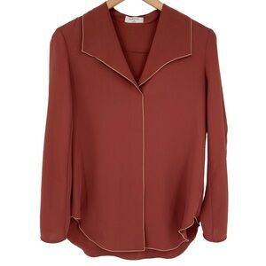 Aritzia Babaton Rena Full Sleeve Shirt in Cider Gold w/ White Trim (Size Small)